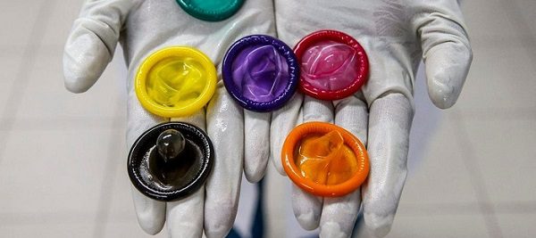 آیا مصرف زیاد کاندوم ضرر دارد؟